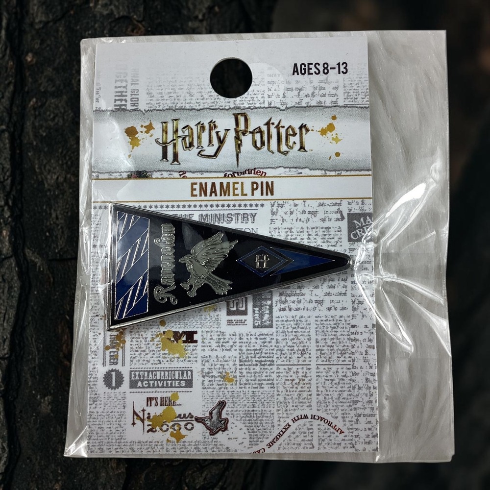 Loungefly Harry Potter Ravenclaw Enamel Pin‎ Pennant Blue Silver LF-HPPN0003 NEW